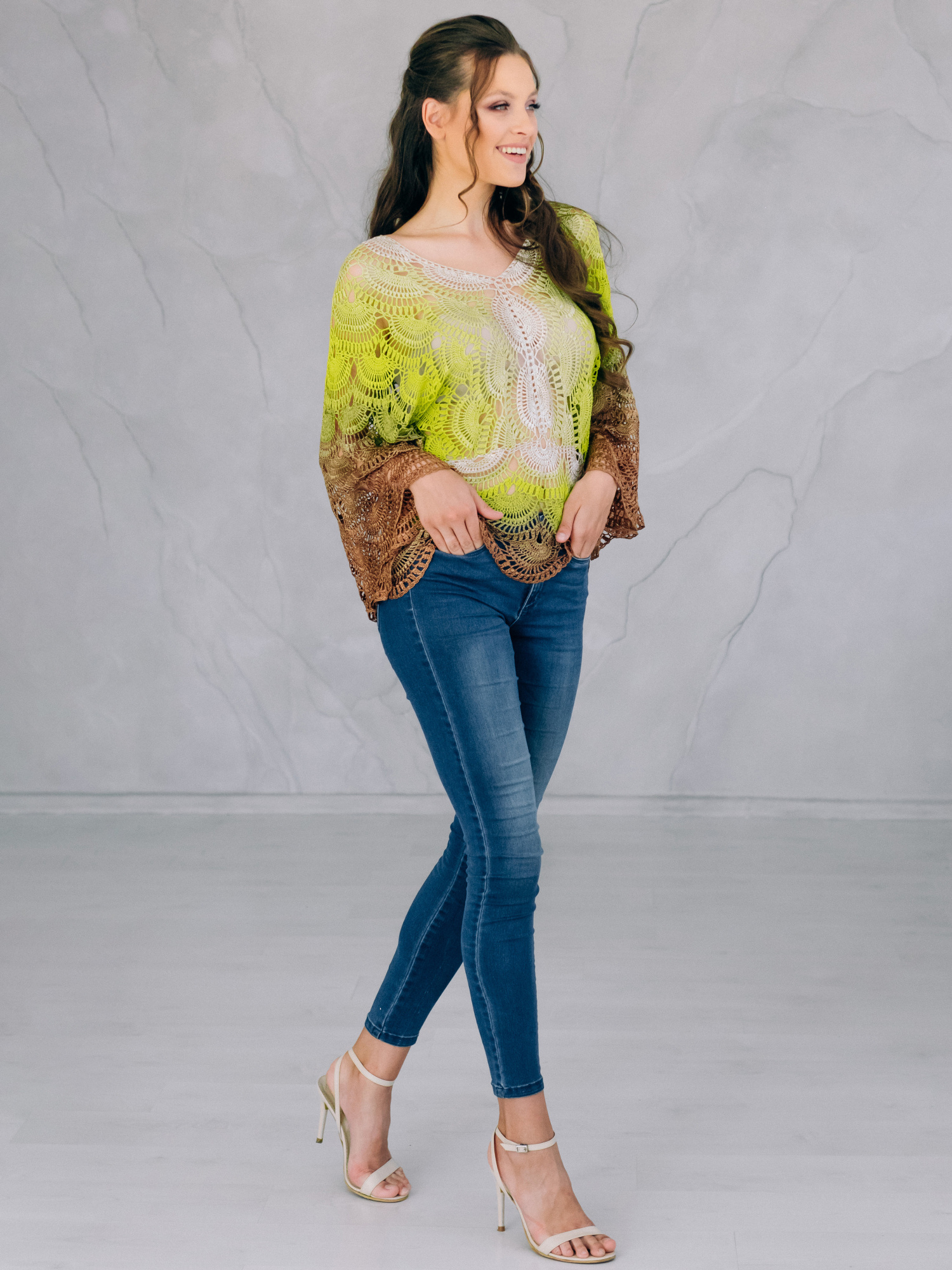 Blusa all’uncinetto “SONIA” fatta a mano – Taglia M/L