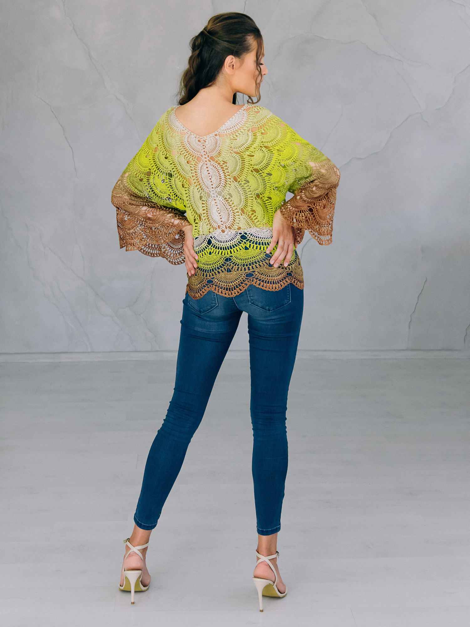 Blouse en crochet “SONIA” fait main – Taille M/L