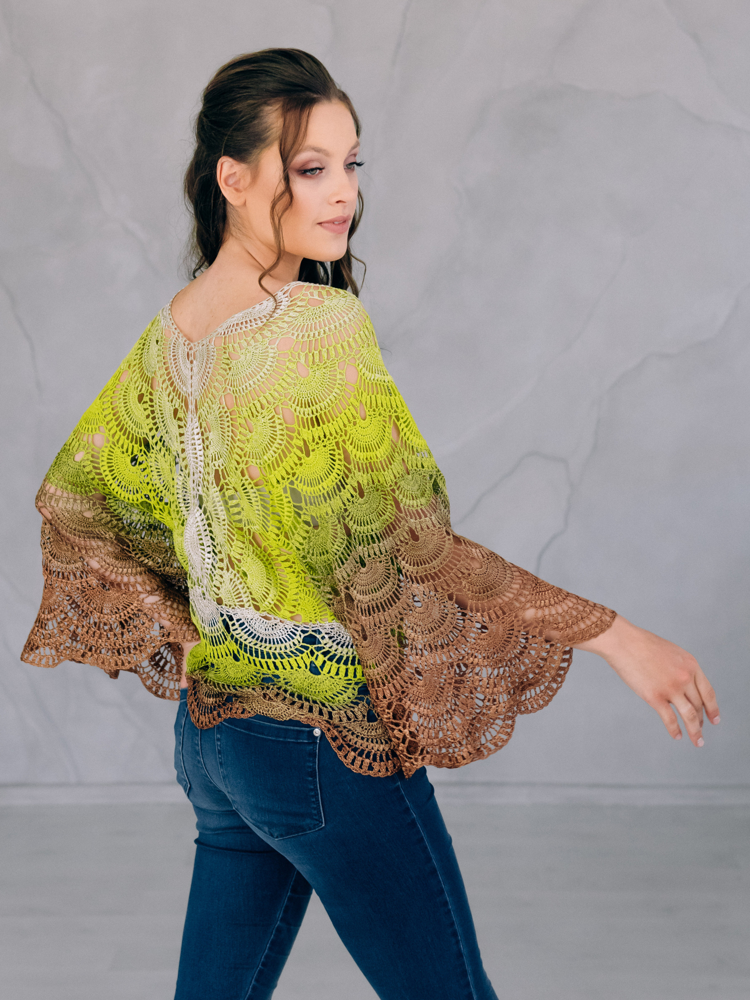 Blusa de ganchillo “SONIA” hecha a mano – Talla M/L