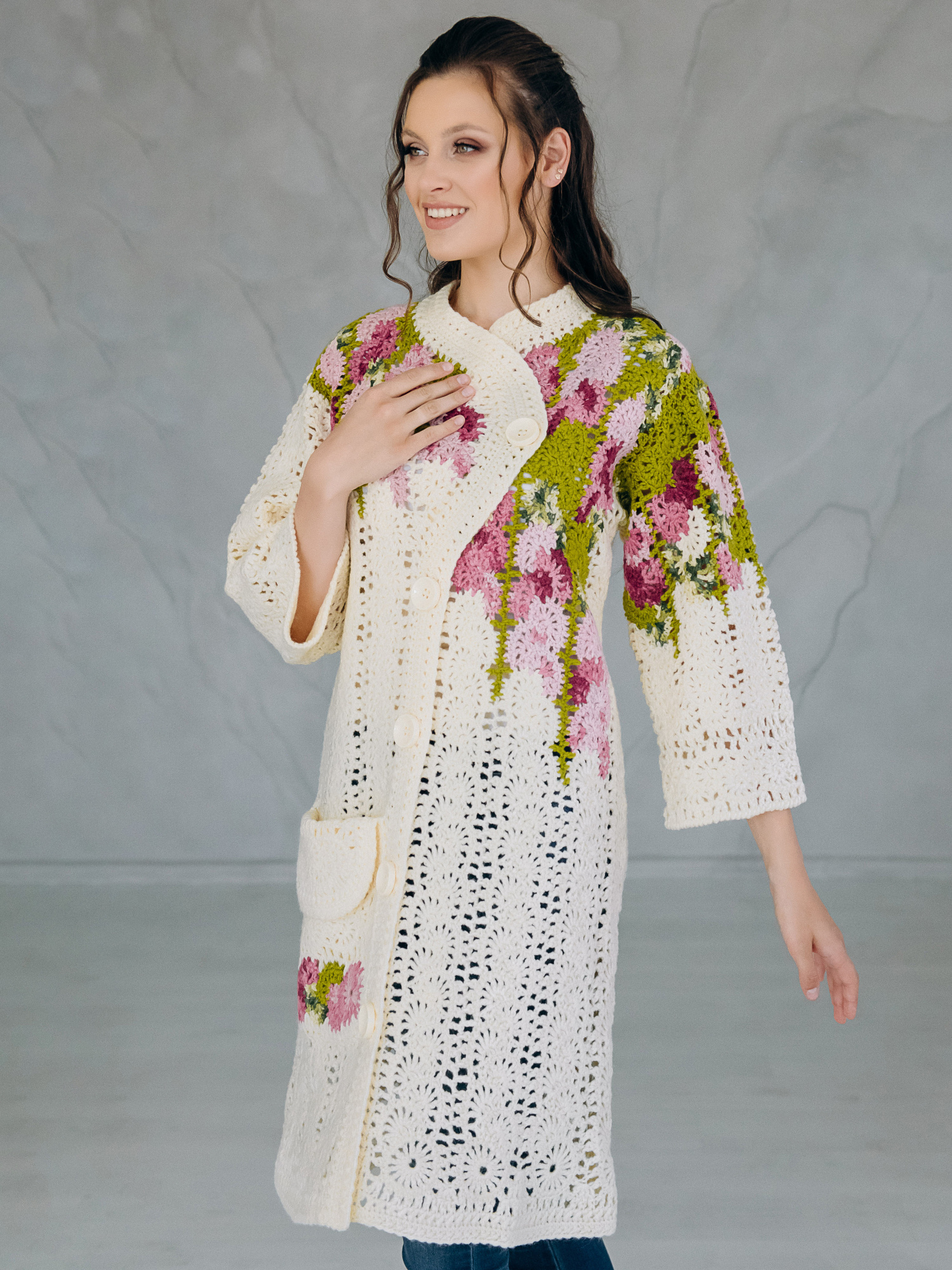 Пальто “SPRING” – oversize ручна робота, айворі/фуксія, M/L