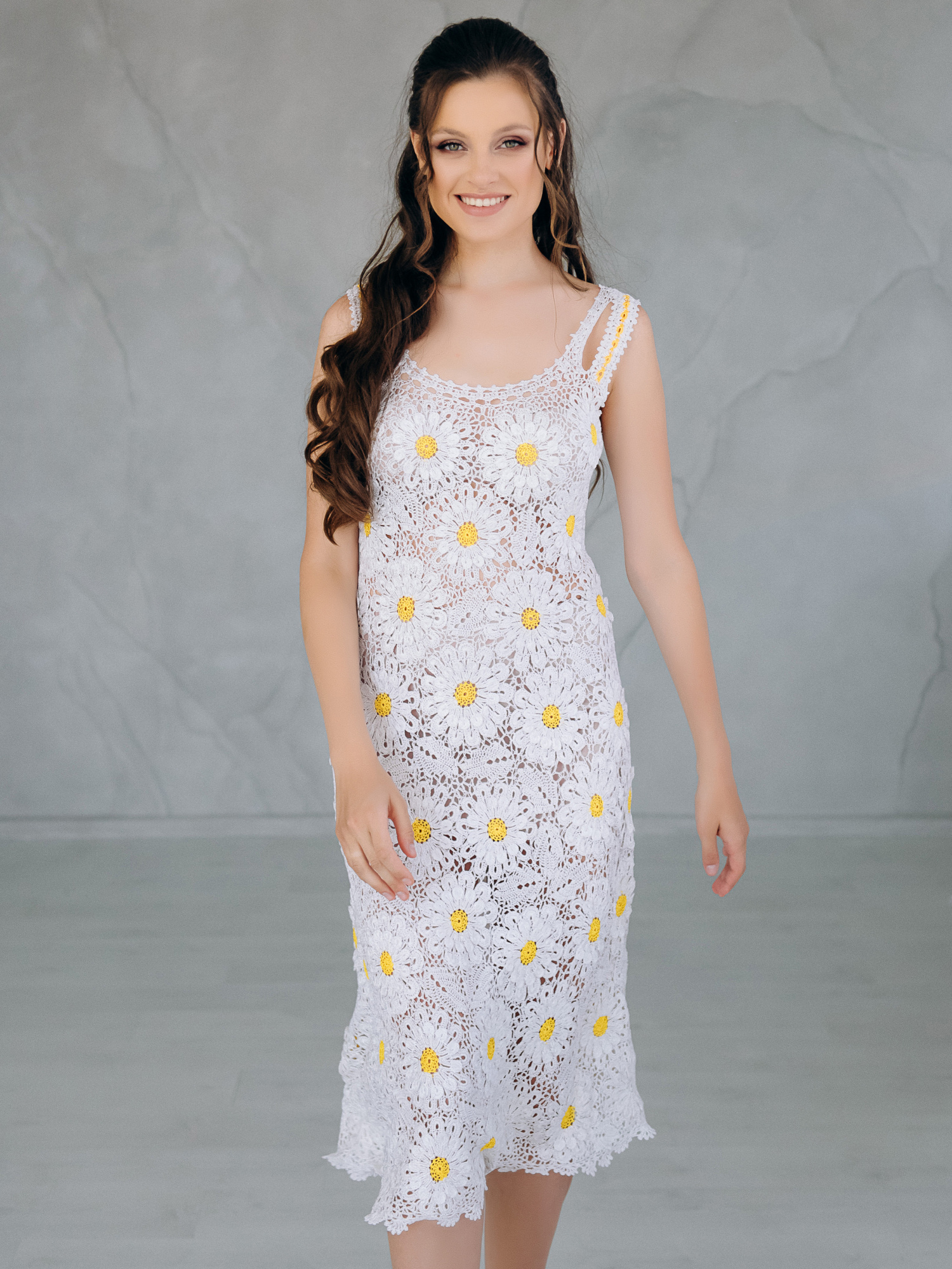 Біла в’язана сукня “DAISY” – ручна робота, розмір XL