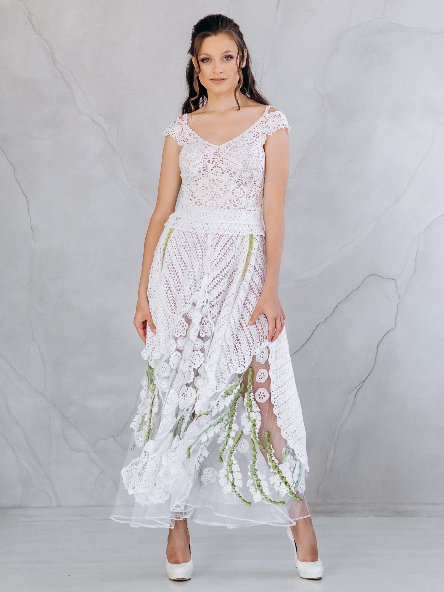 Весільна сукня “MIRABELLA” – біла в’язана сукня з тюлем та корсетом