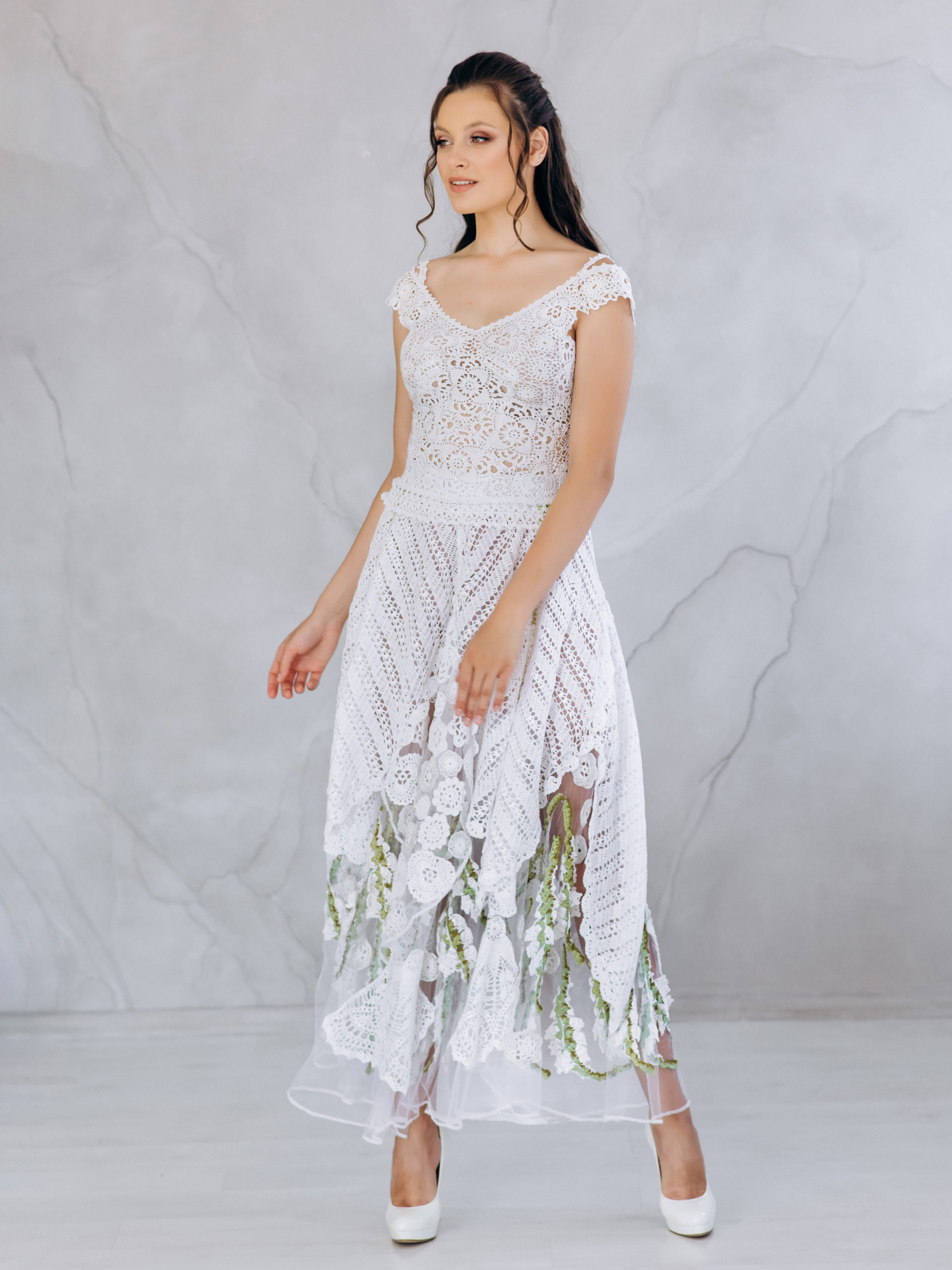 Весільна сукня “MIRABELLA” – біла в’язана сукня з тюлем та корсетом