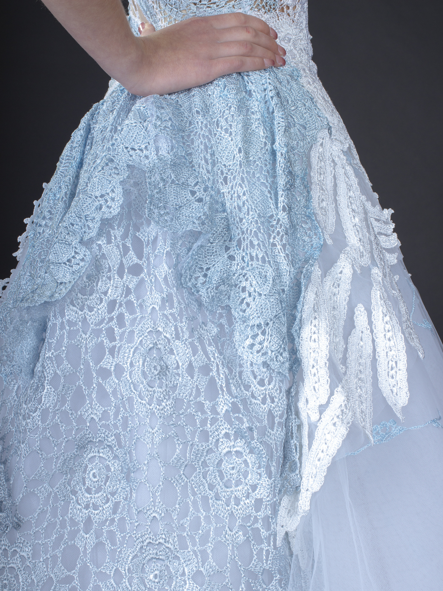 Сукня "LETICIA" – біло-голуба весільна сукня ручної роботи, розмір S