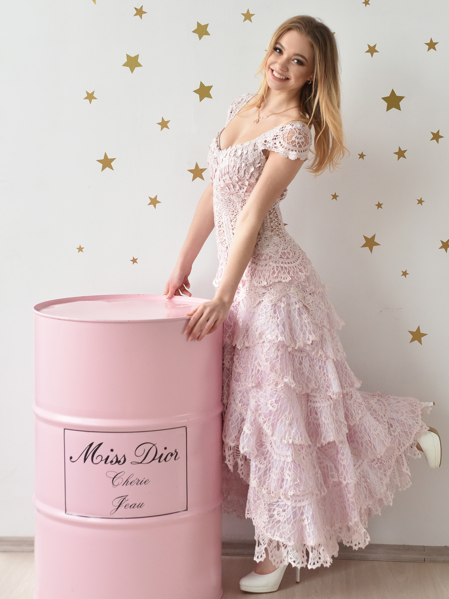 Сукня "VIVIENNE" – весільна максі сукня ручної роботи, рожевий колір