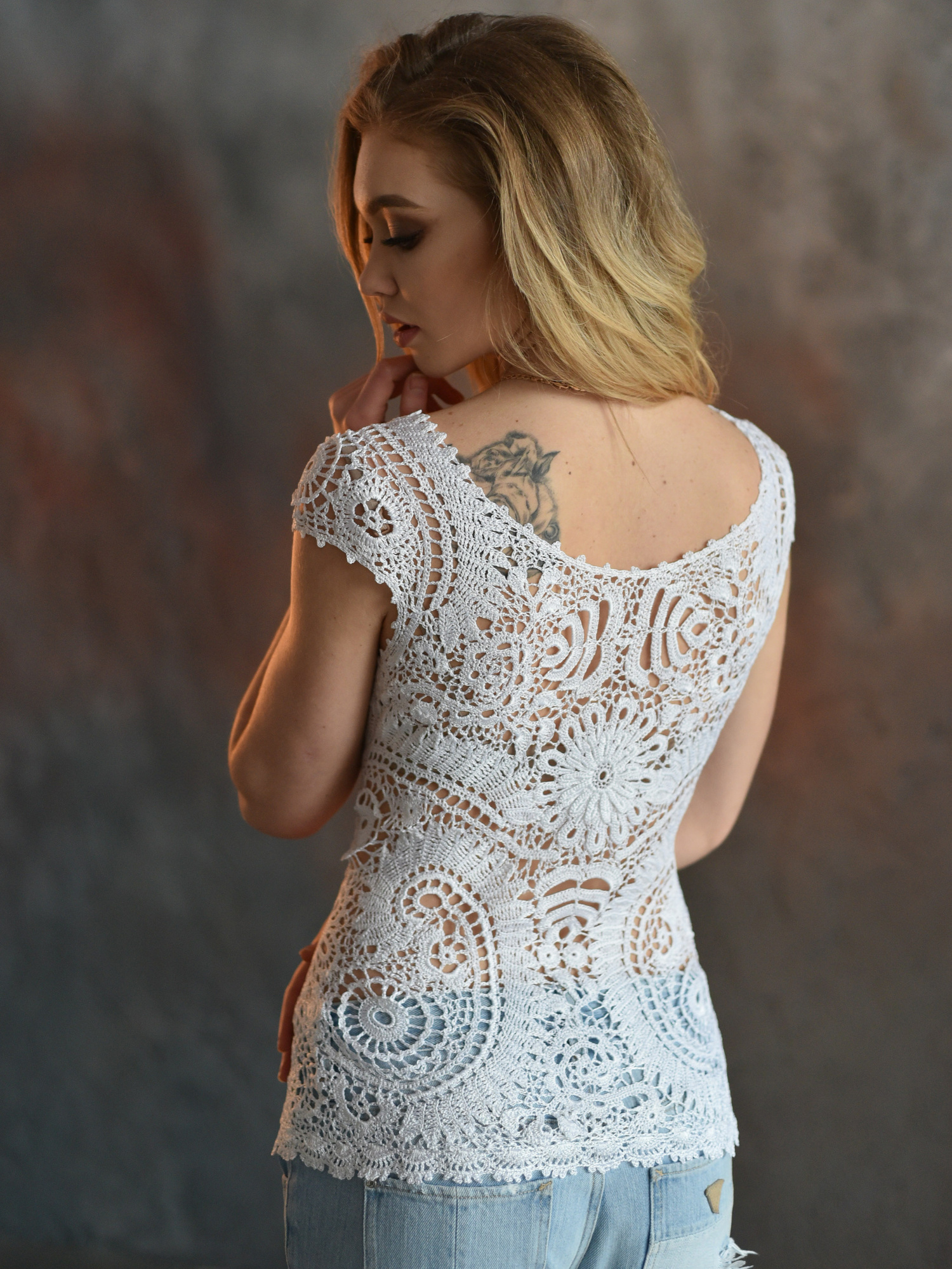 Топ "Elly" – білий мереживний топ ручної роботи з італійської віскози