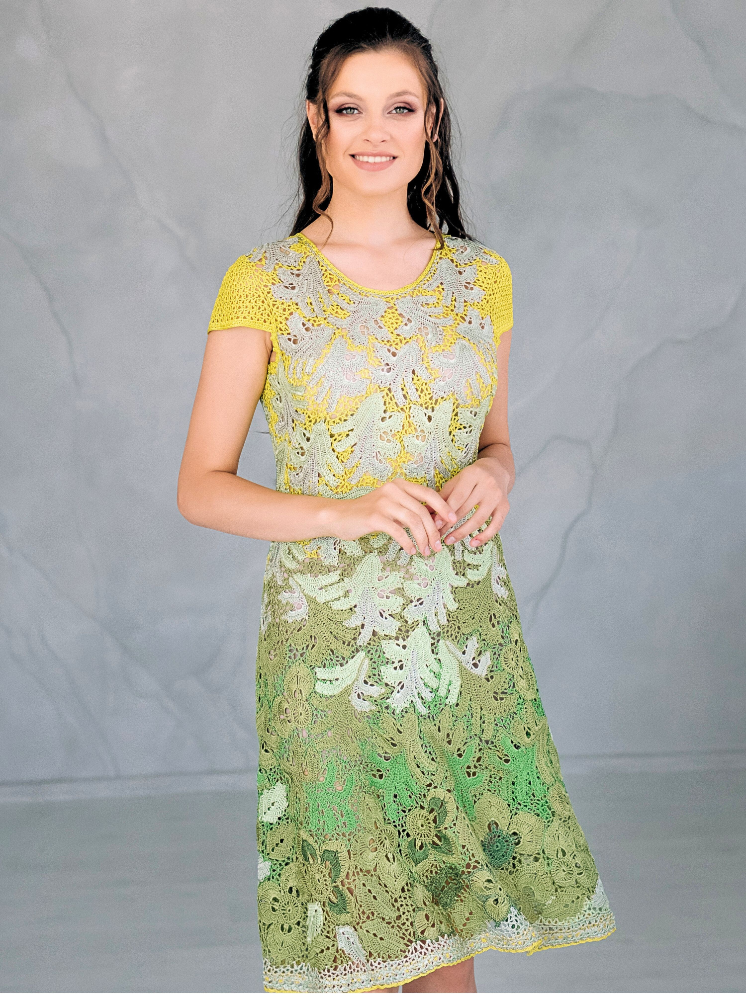 Ажурна в'язана сукня «Mavka» кольору лайм - Літня сукня ручної роботи з шовкової віскози, розмір L - Єдина у своєму роді