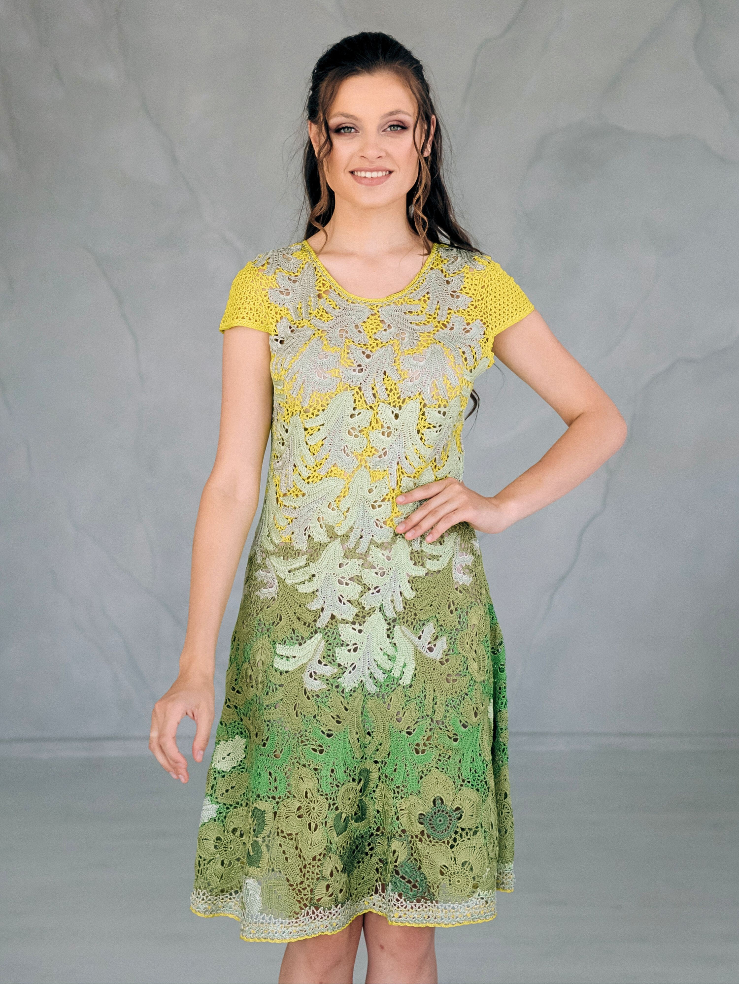 Ажурна в'язана сукня «Mavka» кольору лайм - Літня сукня ручної роботи з шовкової віскози, розмір L - Єдина у своєму роді